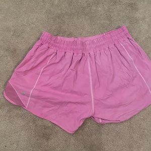 Lululemon Hotta Hot Short 2.5